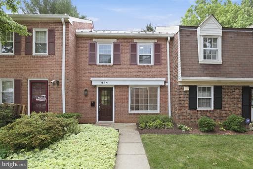 674 AZALEA DRIVE 5-674 - Photo 1