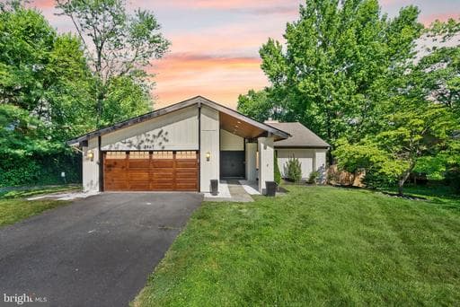 7807 MULBERRY BOTTOM LANE - Photo 1