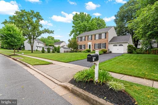 4704 Yorkshire Dr, Ellicott City, MD 21043-6510, United States - Photo 1