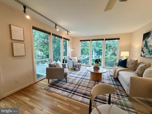209 G STREET 143