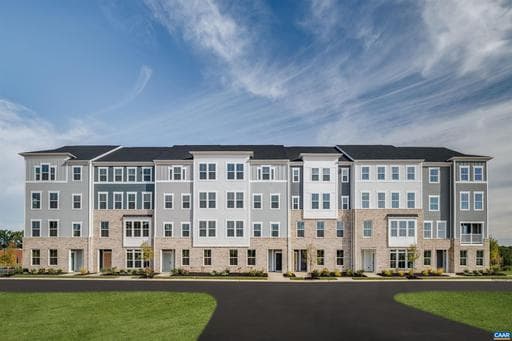 1C PERSEUS LN,CHARLOTTESVILLE,VA,22901,ALBEMARLE