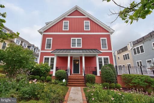 8612 Springvale Rd, Silver Spring, MD 20910-4345, United States - Photo 1