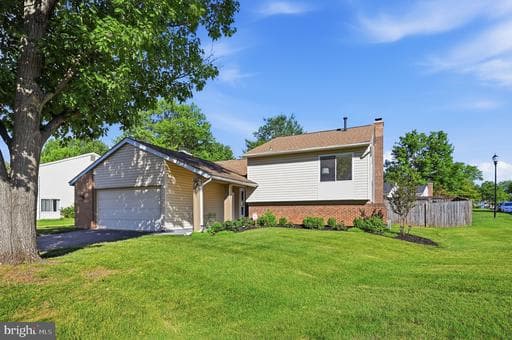 101 PARK HILL COURT - Photo 1