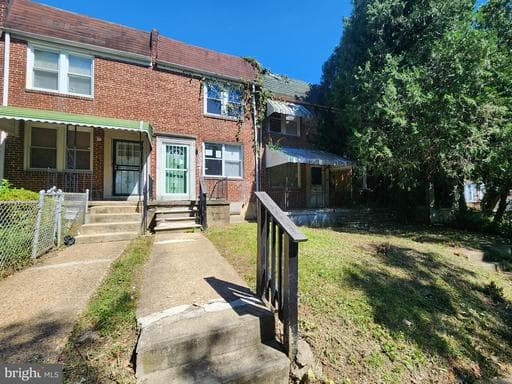 933 N FRANKLINTOWN ROAD