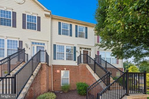 5302 TALLADEGA COURT 207