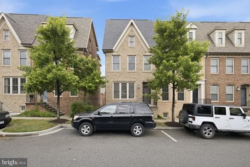 6109 Solent Pl NE, Washington, DC 20011-1532, United States