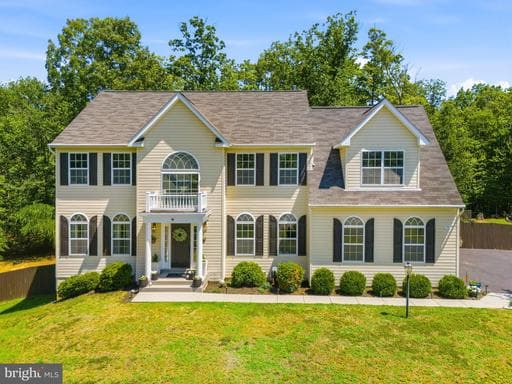 90 MAPLEWOOD DRIVE