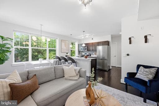 4226 7TH STREET 204