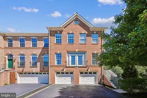 41935 Cinnabar Sq, Aldie, VA 20105-3015, United States - Photo 1