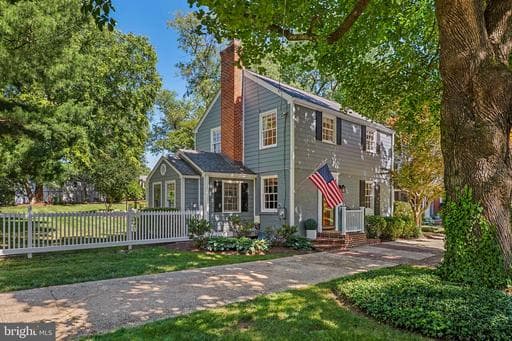 2915 MARSHALL STREET - Photo 1