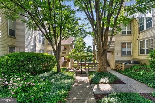 4505 SAHALEE COURT