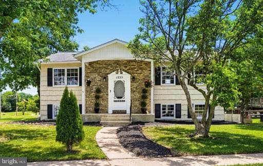 1225 Canberwell Rd, Catonsville, MD 21228-2836, United States - Photo 1