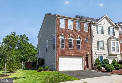 25399 Peaceful Ter, Aldie, VA 20105-2597, United States - Photo 1