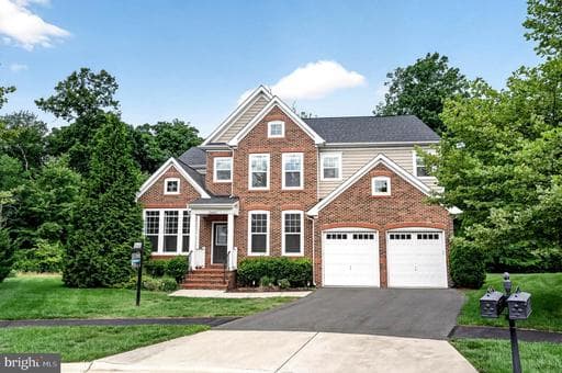 24823 BARRINGTON GROVE COURT - Photo 1