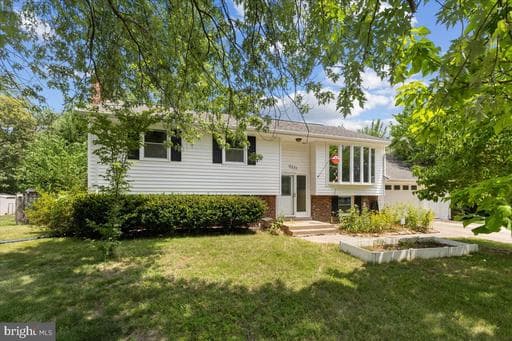 5627 OTTAWA ROAD - Photo 1