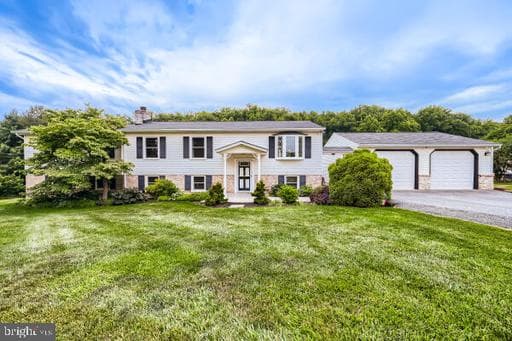 895 SEVERN COURT - Photo 1