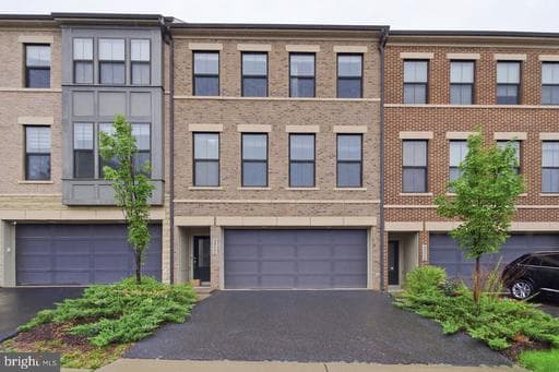 42308 ROCKRIMMON TERRACE - Photo 1