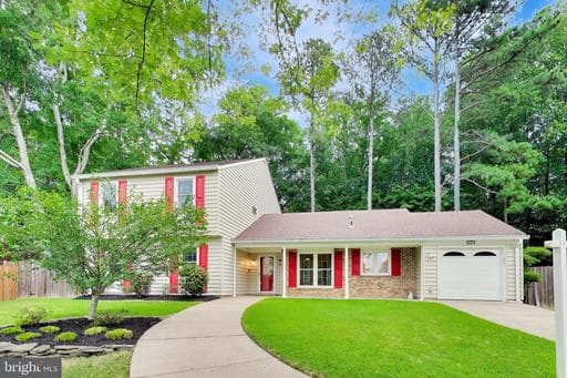 6800 MOON ROCK COURT