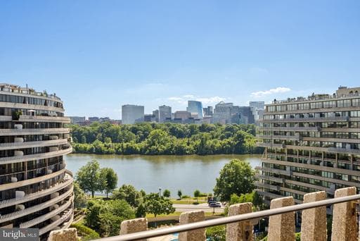 2510 VIRGINIA AVENUE 1102-N