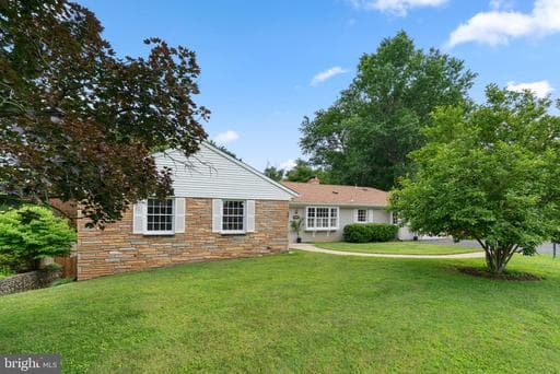 17512 PRINCESS ANNE DRIVE - Photo 1