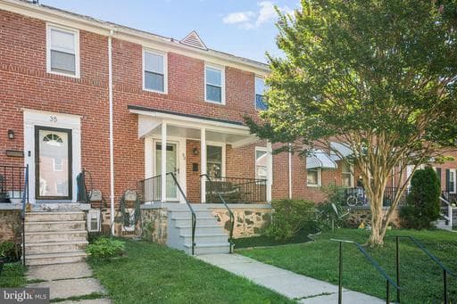 33 BRIARWOOD ROAD - Photo 1