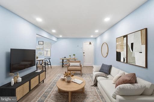 1727 28TH STREET 204 - Photo 1
