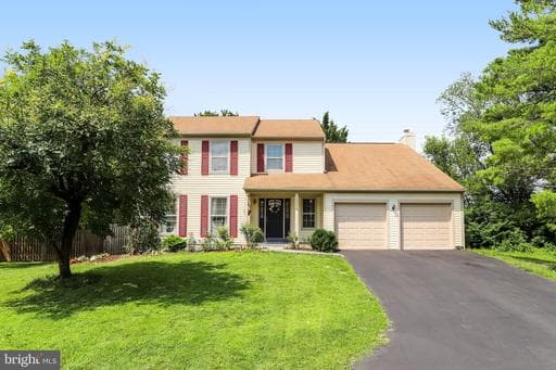 13378 Point Rider Ln, Herndon, VA 20171-3812, United States - Photo 1