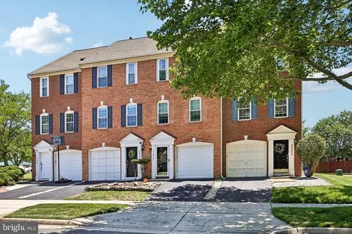26084 LANDS END DRIVE