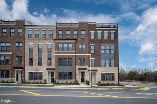 2625 RIVER BIRCH ROAD