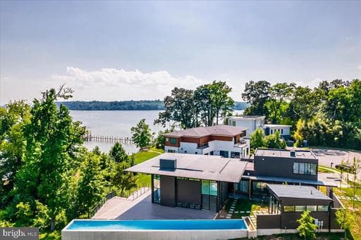 9433 Ferry Landing Ct, Alexandria, VA 22309-3162, United States - Photo 1