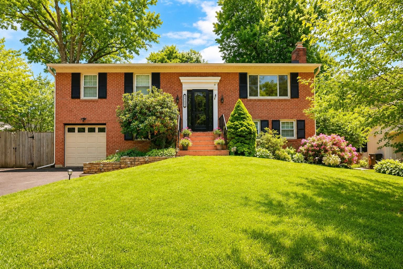 8317 Cherry Valley Ln, Alexandria, VA 22309-2163, United States