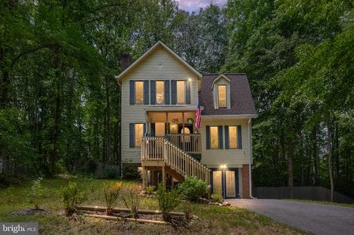 64 Greenridge Dr, Stafford, VA 22554-5121, United States