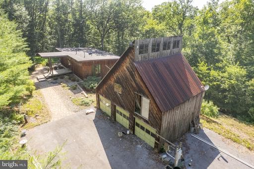 432 SPRING VALLEY DRIVE - Photo 1