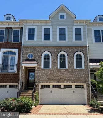 508 HOLLINGSWORTH TERRACE