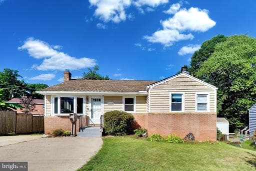 5919 Natasha Dr, Berwyn Heights, MD 20740-2628, United States - Photo 1