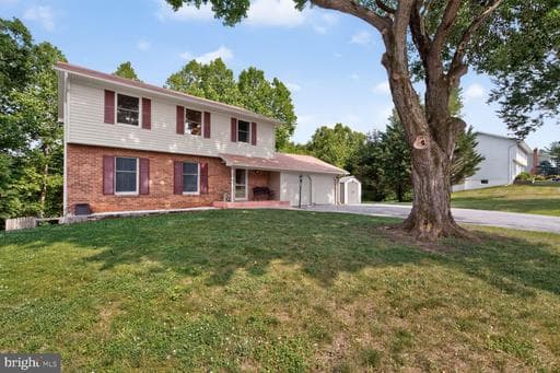 4678 STALLION COURT - Photo 1