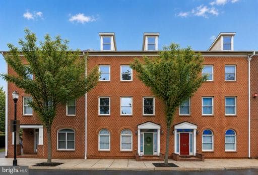 5 SOUTH STREET 5