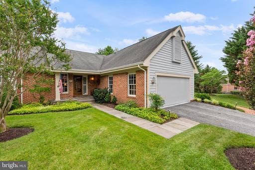 7 SPRING HOUSE ROAD - Photo 1