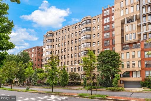 2515 K STREET 705