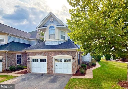 13900 GREENDALE DRIVE 38