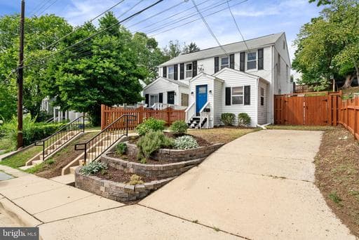 2720 Jefferson Dr, Alexandria, VA 22303-1333, United States