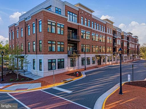 5 Stationmaster St SE, Leesburg, VA 20175-3651, United States - Photo 1