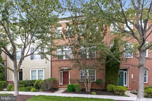 8935 TAWES STREET - Photo 1