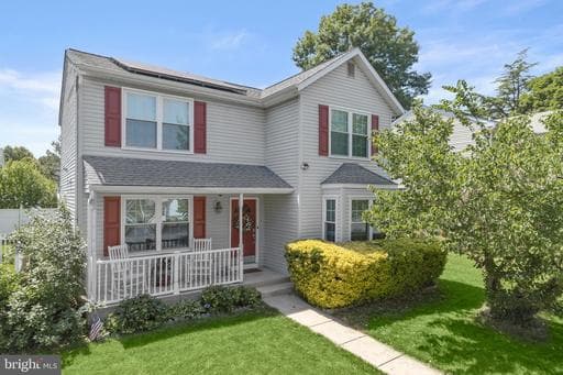 102 BISHOPS LANE - Photo 1