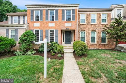 4620 Luxberry Dr, Fairfax, VA 22032-1927, United States