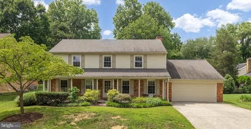 12114 GREENLEAF AVENUE - Photo 1