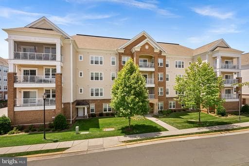 20515 LITTLE CREEK TERRACE 304