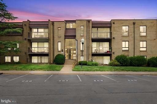 7589 Margate Ct, Manassas, VA 20109-7549, United States