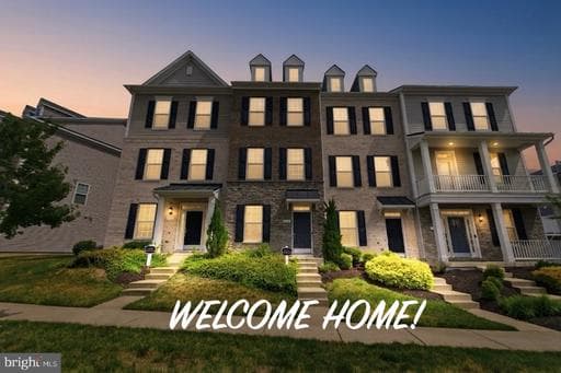 9158 Fox Stream Way, Upper Marlboro, MD 20772-2516, United States