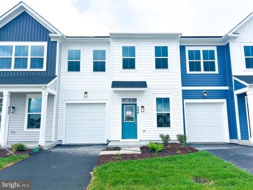 404 GRANITE RIDGE DRIVE